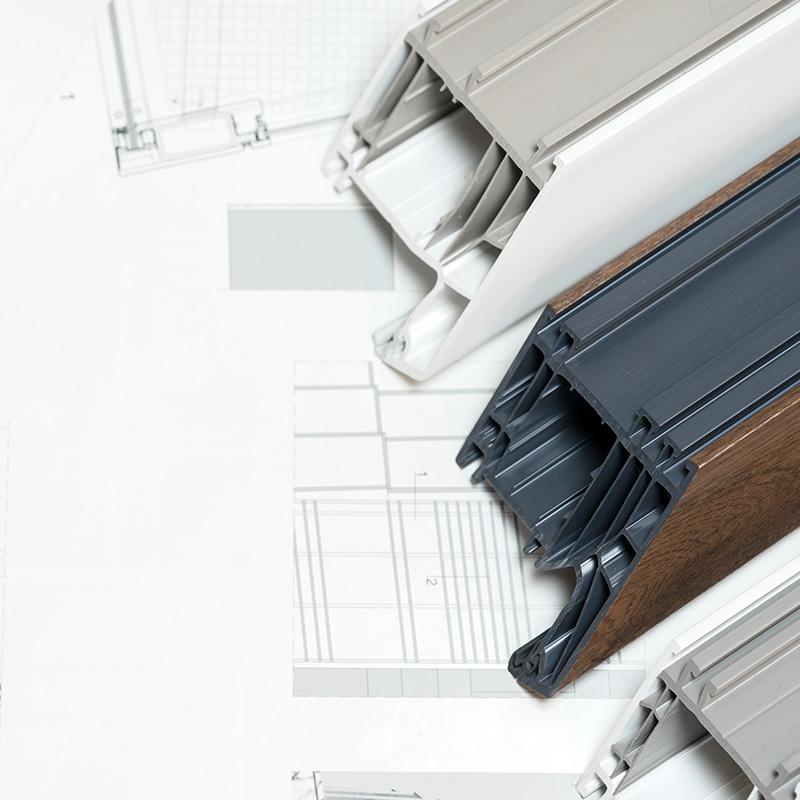 إحدى شركات الزجاج والألمنيوم الرائدة في دبي